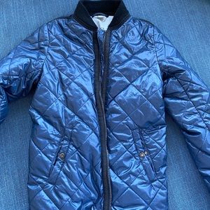 Burberry puffer jacket in excellent condition.